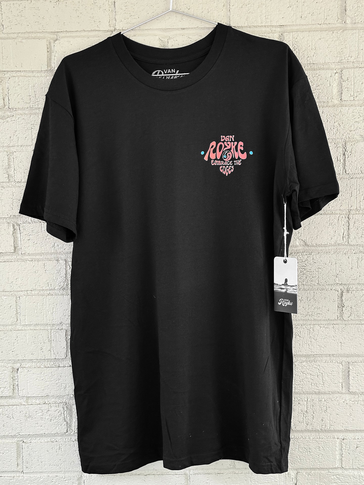 T-Shirt "Embrace the Edges" by Van Royke Black