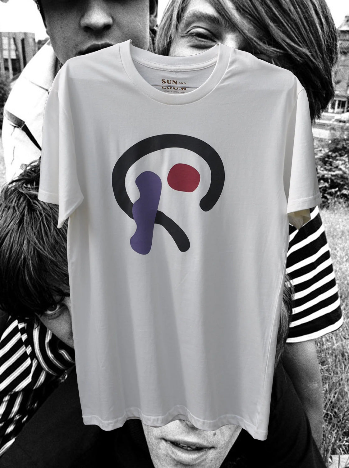 T-Shirt "Abstract Art" by Sun & Loom White